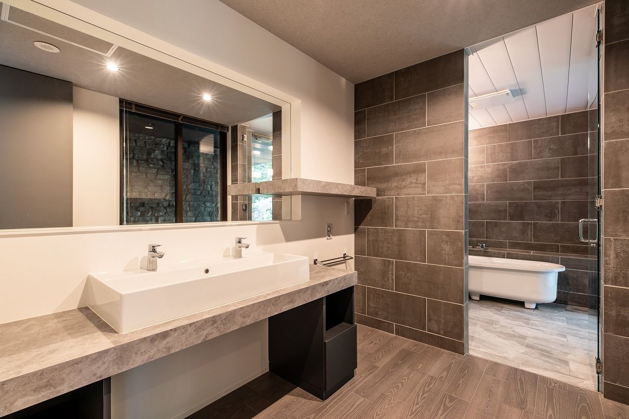 栃木ハウス 【石の家】那須の自然の中に佇む　優雅で上質な平屋の住まい＜見学可能＞の建築実例画像18