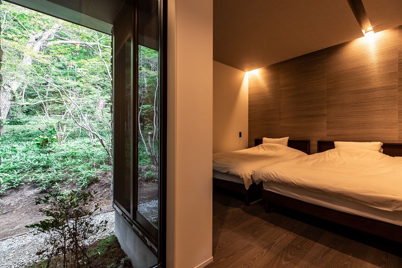 栃木ハウス 【石の家】那須の自然の中に佇む　優雅で上質な平屋の住まい＜見学可能＞の建築実例画像19