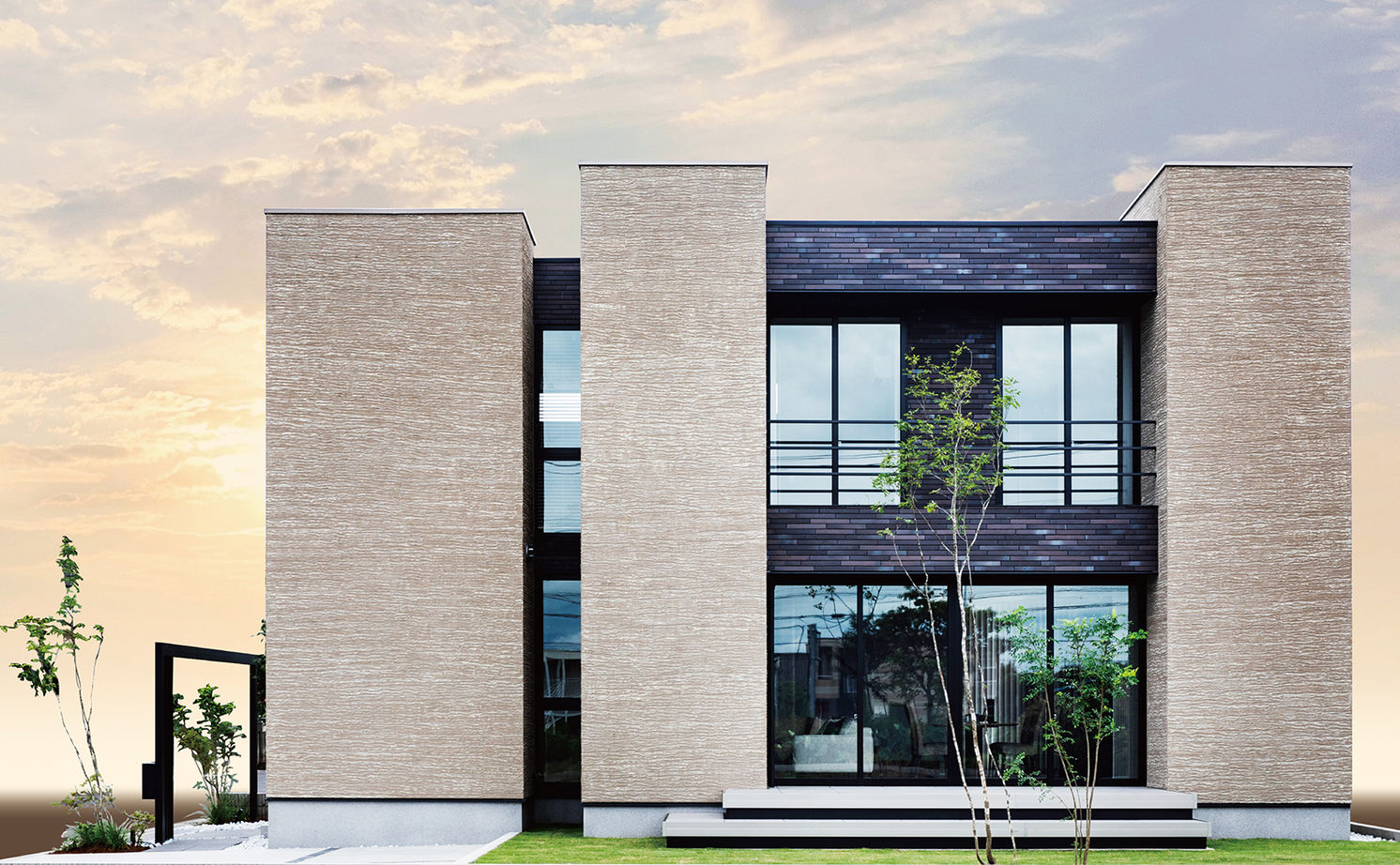 栃木ハウス モダニズムの追求。空間の広がりと家族の絆を深めるリビングとフラットに繋がるタイルテラスのある住まいの建築実例画像