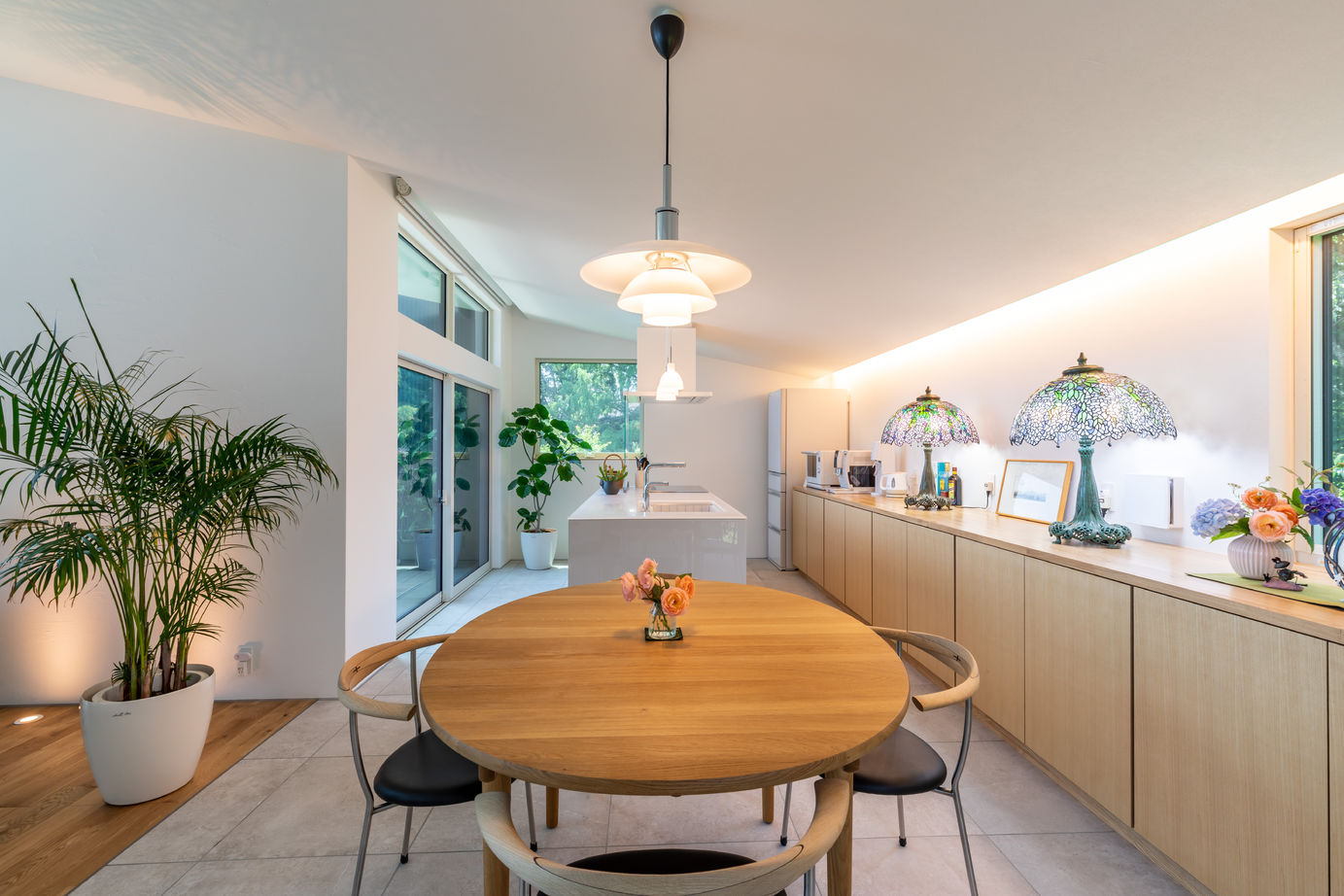 栃木ハウス 雁行する斜面の家の建築実例画像5