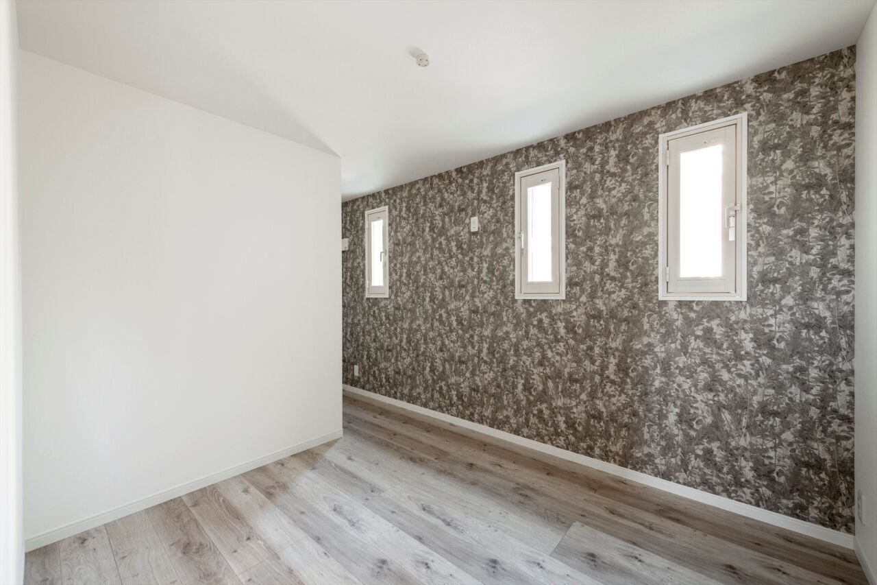 BLISS 【敷地面積16.7坪/2000万円台/間取り図有り】ビルトインガレージ＆優雅なワイドバルコニー付きの狭小住宅の建築実例画像7