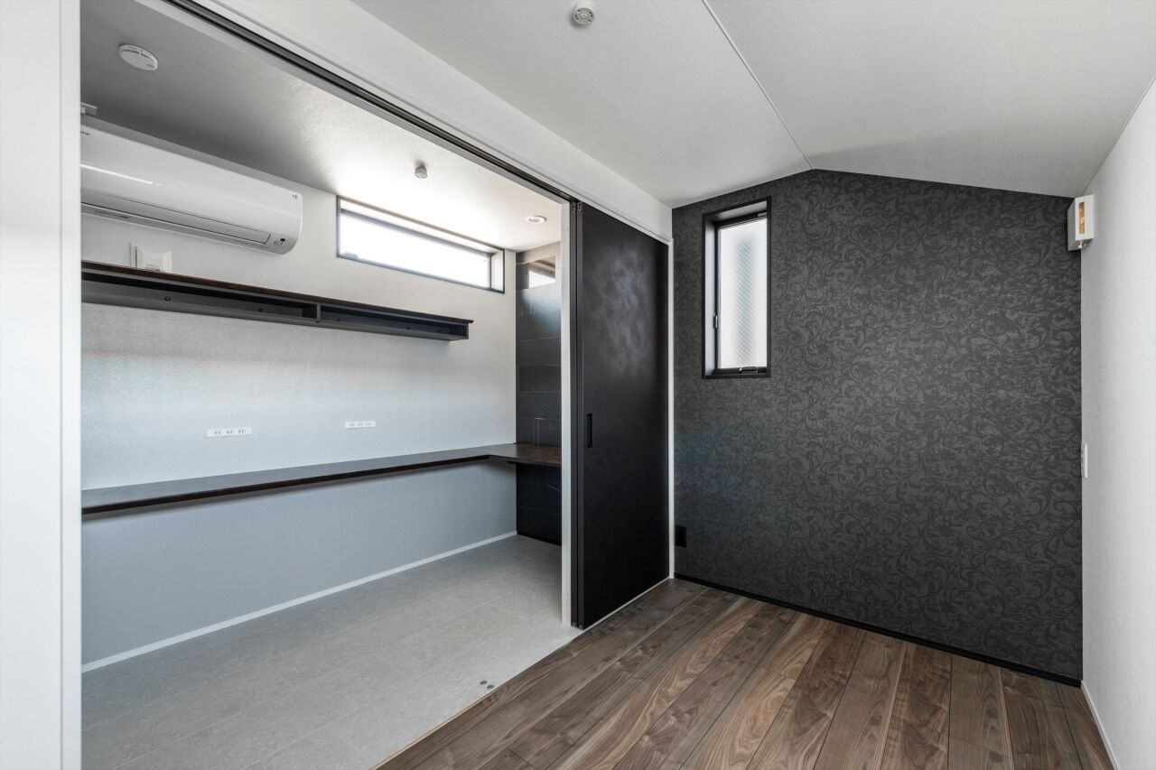 BLISS 【敷地面積13.8坪/2000万円/間取り図有り】重厚感のある外観と高級感に満ちたインテリアが魅力の住まいの建築実例画像5