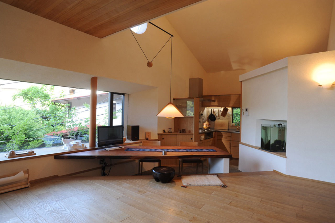 トトモニ　一級建築士事務所 【二世帯住宅/4500万円～/52坪】崖地の眺望を最大限に活かす。ゆるやかで、やさしい時間が流れる二世帯住宅の建築実例画像2