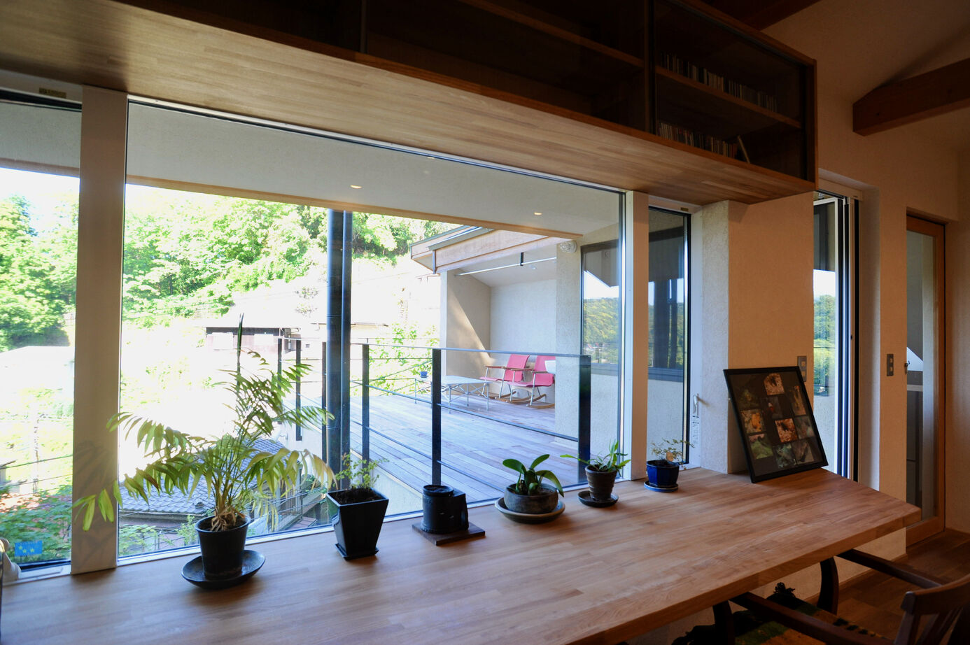 トトモニ　一級建築士事務所 【二世帯住宅/4500万円～/52坪】崖地の眺望を最大限に活かす。ゆるやかで、やさしい時間が流れる二世帯住宅の建築実例画像17