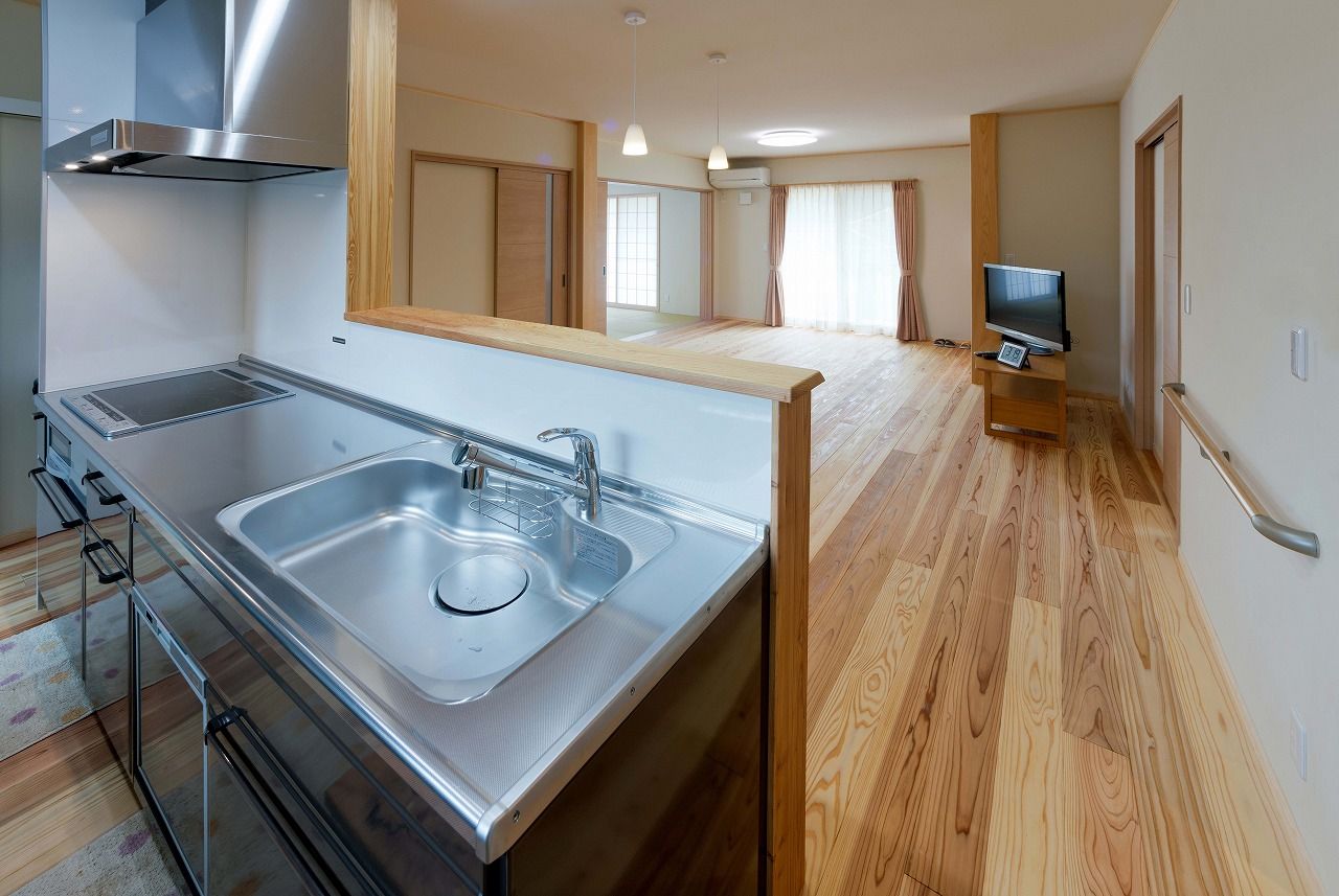 平屋専門店　平屋工房 【平屋】随所に用いた木に包まれ癒される、心地よい家の建築実例画像3