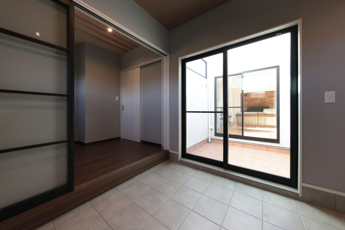 平屋専門店　平屋工房 【本体価格2200万円/29.5坪/平屋/中庭】ライトコートのある平屋の建築実例画像4