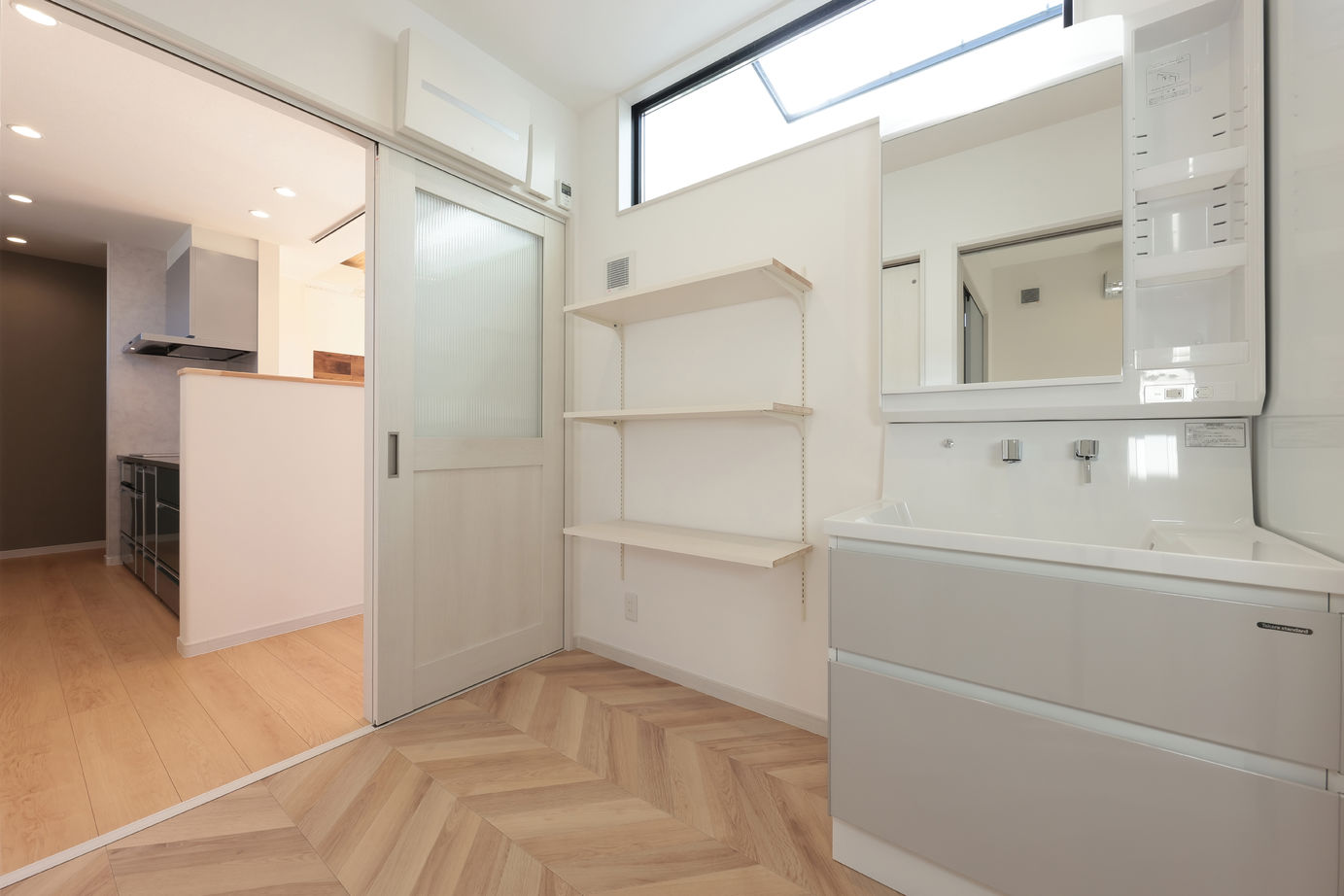 平屋専門店　平屋工房 【本体価格2200万円/29.5坪/平屋/中庭】ライトコートのある平屋の建築実例画像6