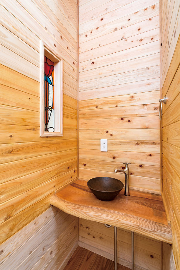 Inoue・Giken 井上技建 【天然素材/1000万～1999万円】迷ったら「社長にお任せ！」。職人たちと素材を活かす家づくりの建築実例画像8