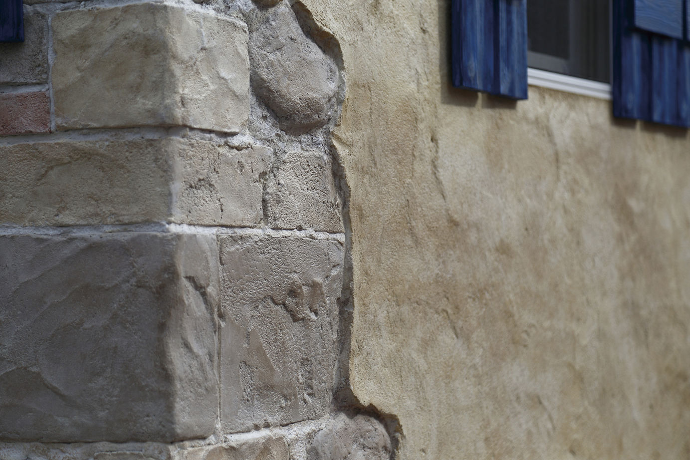 Inoue・Giken 井上技建 【2450万円/３人家族/３LDK+隠し部屋】絵本の中に住むような世界観　壁を「彫って」生み出す造形美の建築実例画像4