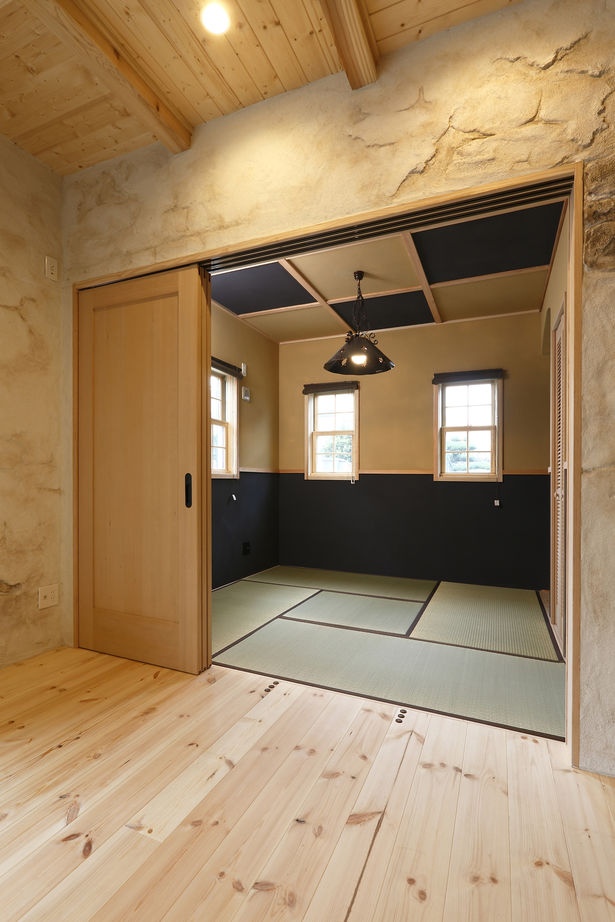 Inoue・Giken 井上技建 【2450万円/３人家族/３LDK+隠し部屋】絵本の中に住むような世界観　壁を「彫って」生み出す造形美の建築実例画像6