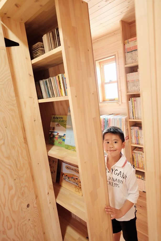 Inoue・Giken 井上技建 【2500万円/古賀市/５人家族】優しい自然素材と驚きのデザインに、完成までドキドキが止まらない！の建築実例画像8