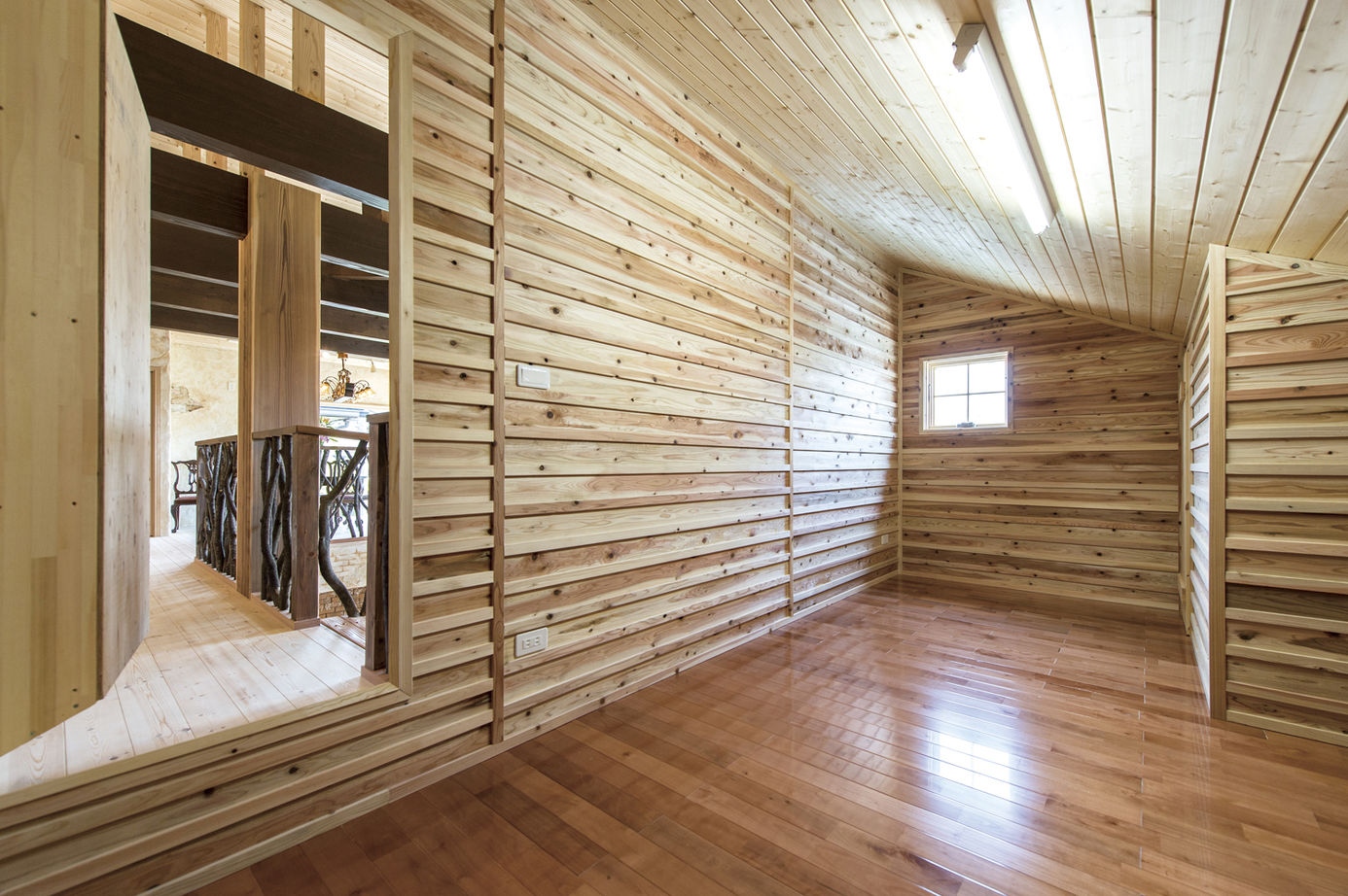 Inoue・Giken 井上技建 まるで海外の古屋敷？職人技で自然素材から生み出す独創的なアンティークの世界観の建築実例画像10