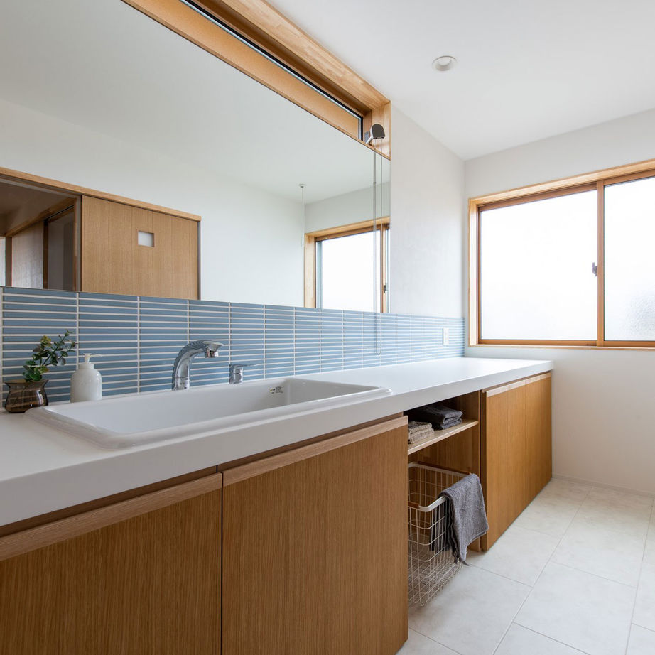 梶谷建設 アウトドア好き家族の、大きな窓から自然を取りこむ家。【ビルトインガレージ】【ウッドデッキ】の建築実例画像7