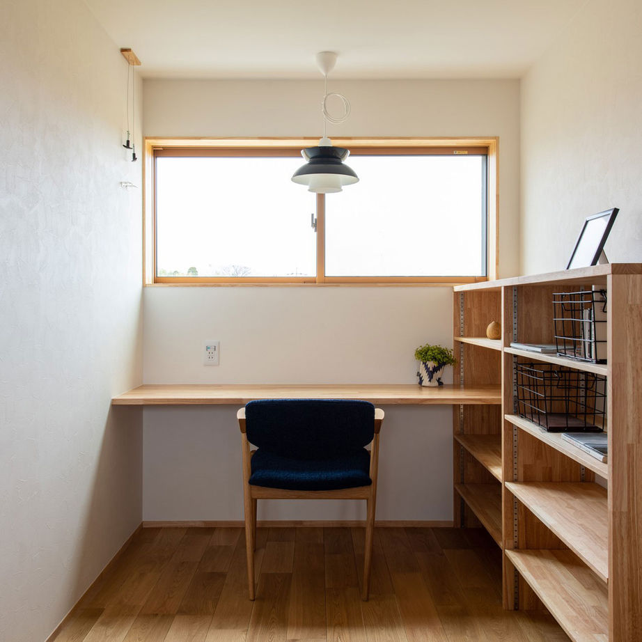 梶谷建設 アウトドア好き家族の、大きな窓から自然を取りこむ家。【ビルトインガレージ】【ウッドデッキ】の建築実例画像9