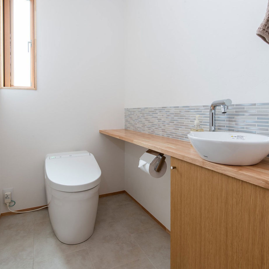 梶谷建設 アウトドア好き家族の、大きな窓から自然を取りこむ家。【ビルトインガレージ】【ウッドデッキ】の建築実例画像10