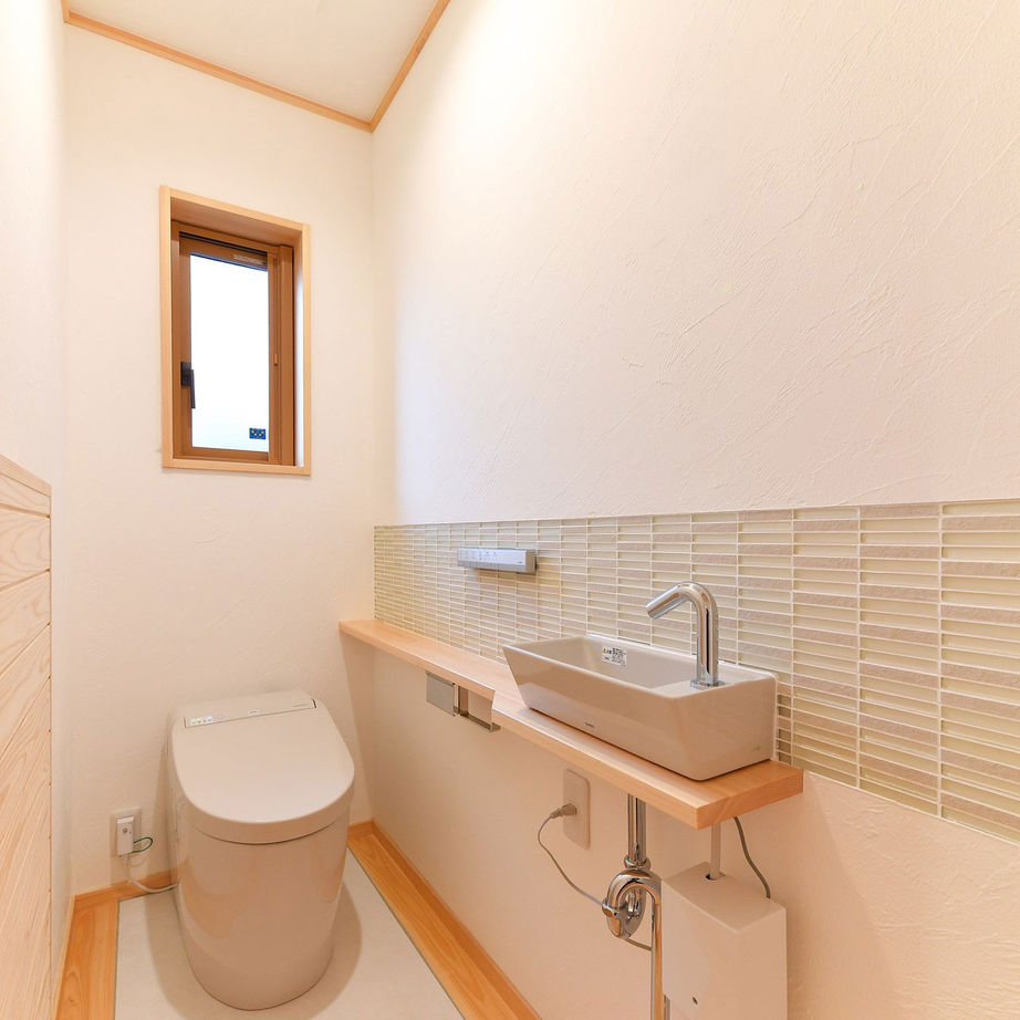 梶谷建設 家族が集う平屋の家【薪ストーブ】【ウッドデッキ】【サンルーム】【エアパス工法】の建築実例画像8