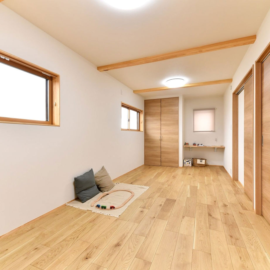 梶谷建設 ぐるっと回遊できる家【サンルーム】【ファミリークローク】【衣装部屋のようなウォークインクローゼット】の建築実例画像7