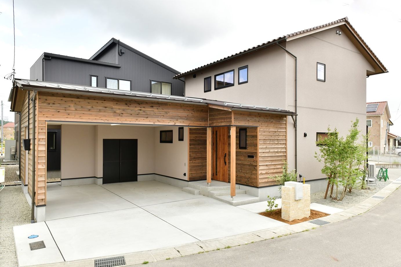 Suumo 木のキッチンとお部屋ごとに変えたベースカラーがかわいい住まい 梶谷建設 の建築実例詳細 注文住宅