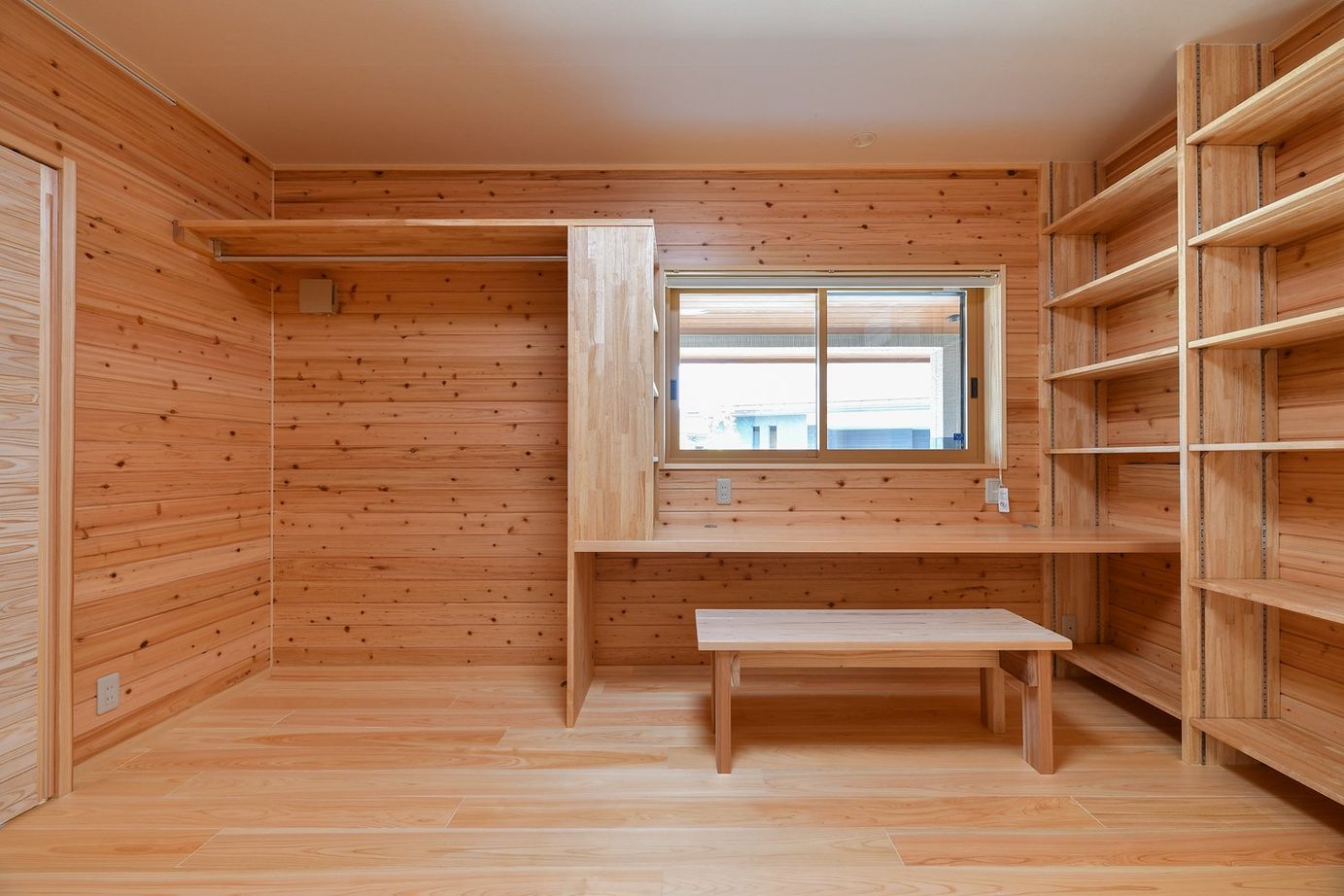 梶谷建設 【平屋/薪ストーブ/バリアフリー】シニアご夫妻のための伸びやかな平屋の住まいの建築実例画像8