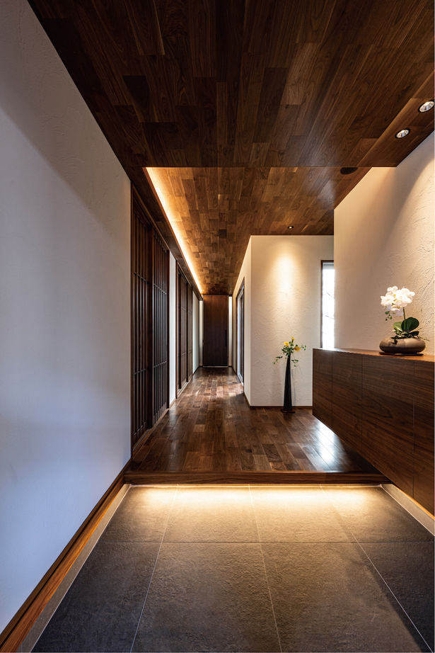 マルイチ 【滋賀県｜3000万円台】和の要素を大切にデザイン。リビングから中庭、和室から松の木を望む平屋の住まいの建築実例画像10