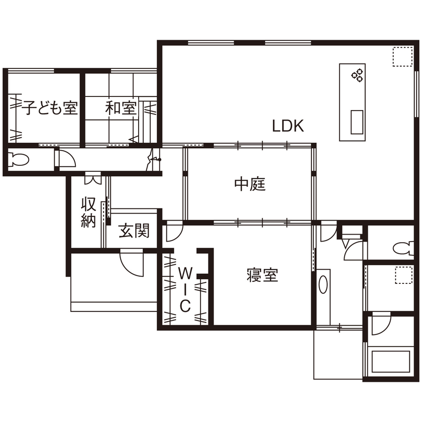 マルイチ まるでギャラリーや一軒家レストランのよう。中庭に面してLDKや寝室、玄関が連なるモダンで美しい平屋住宅の間取り図（3LDK）1階
