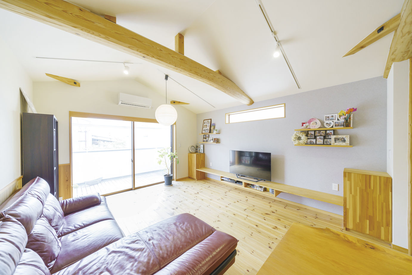 竹田工務店 【京都市・無垢材・2世帯住宅】京都産北山杉や地松を使い、造作を盛り込んだ大工の技が光る家の建築実例画像7