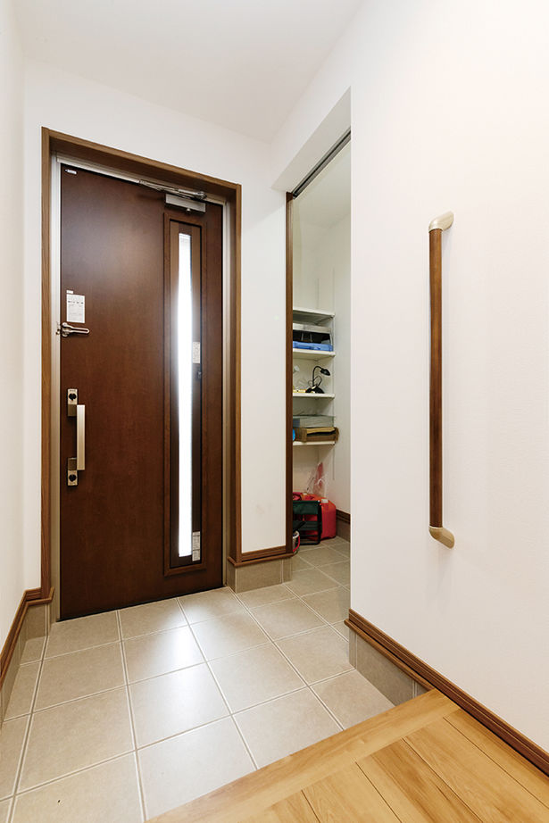 クレバリーホーム 【平屋】将来の住み心地を見据えた、光と風を感じる平屋の住まいの建築実例画像12