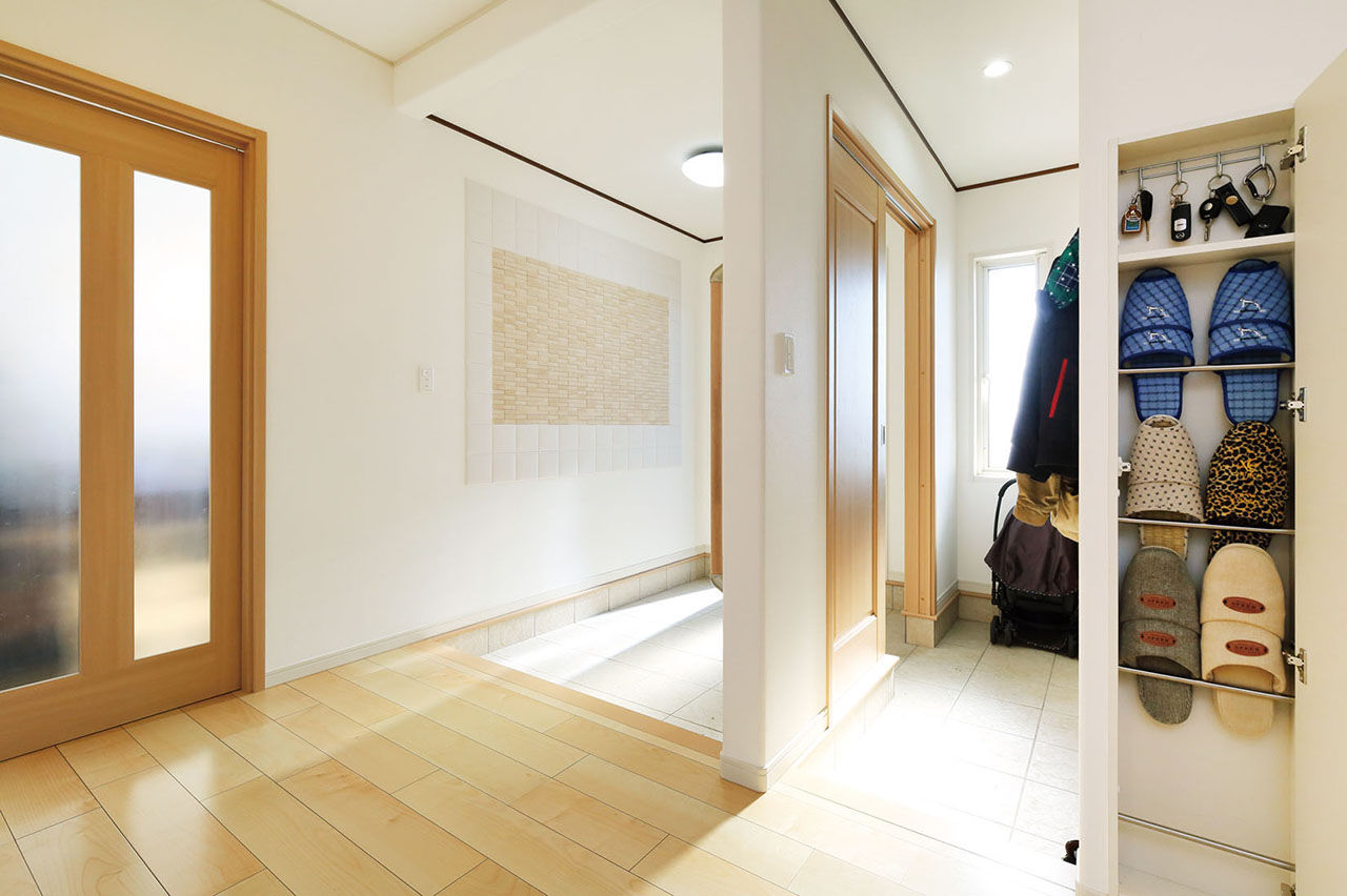 クレバリーホーム 【3000～3500万円／吹き抜け／間取図有】個々の時間も団らんの時間も、みんなが快適に暮らせる3世帯住宅の建築実例画像4