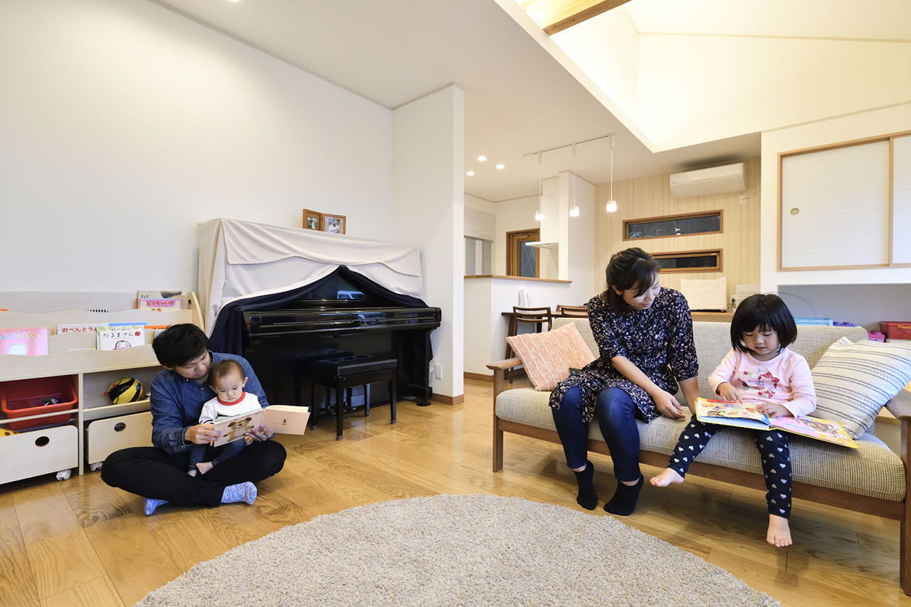 クレバリーホーム 【2000万円～2499万円／充実収納／家事がラク／間取図有】平屋の良さを採り入れた子育てしやすい2階建ての建築実例画像5