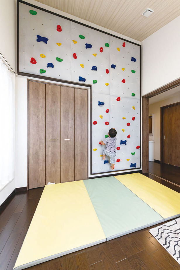 クレバリーホーム 【家事動線／高気密・高断熱／太陽光／間取図有】家事を楽に、寛ぎも大切に。暮らしのコストも安心な住まいの建築実例画像3