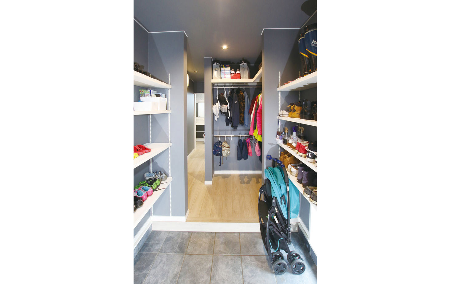 クレバリーホーム 【2500万円～2999万円／家事動線／間取図有】動線や間取りを工夫し、家事や子育てに配慮したお洒落な住まいの建築実例画像16