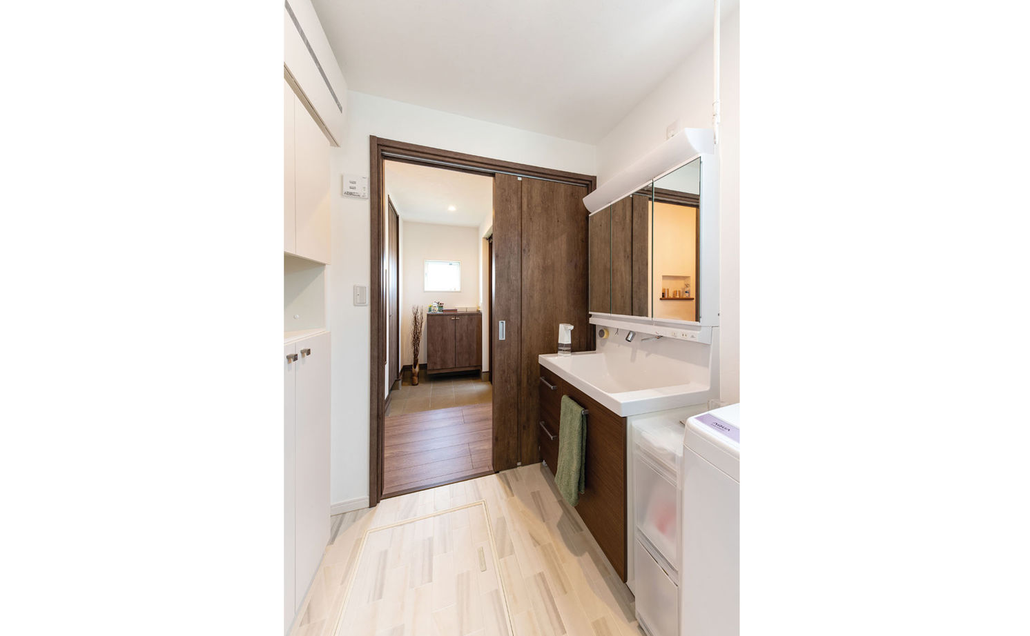 クレバリーホーム 【2000万円～2499万円／カフェスタイル／間取図有】お洒落なデザインと効率的な動線で共働きの毎日を豊かにの建築実例画像11