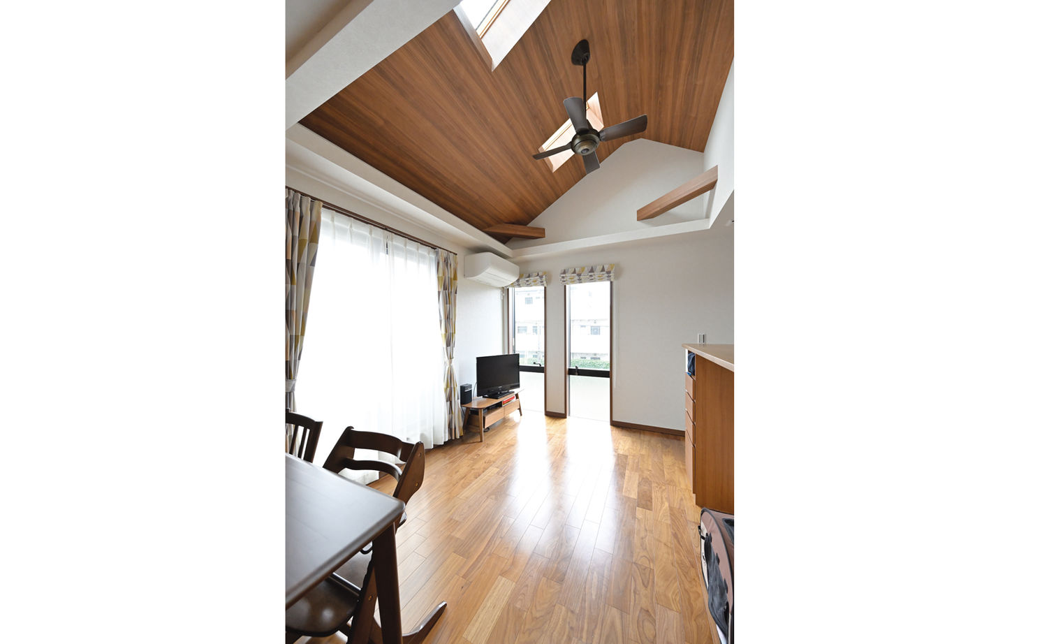 クレバリーホーム 【2000万円～2499万円／狭小／防音室／間取図】敷地21.7坪に2つのレッスン室。音楽家夫妻の夢が詰まった家の建築実例画像4