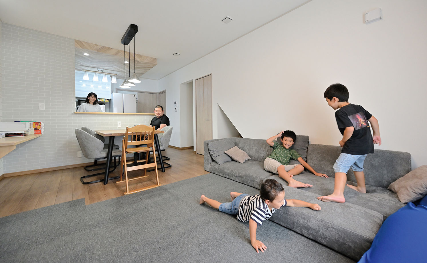 クレバリーホーム 【2500万円～2999万円／カフェ／店舗併用／間取図有】カフェとマイホーム、2つの夢を叶えた店舗併用住宅の建築実例画像4