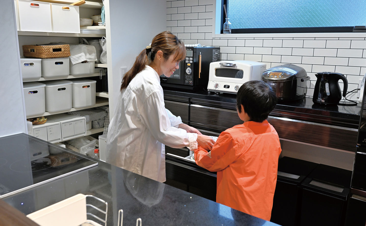 クレバリーホーム 【2500万円～2999万円／土間／家事動線／収納充実／間取図有】1階と2階で異なる家族団欒のスタイルを楽しむの建築実例画像6