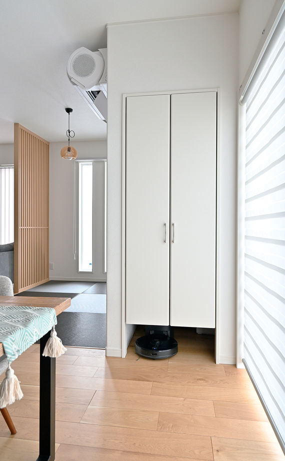 クレバリーホーム 【2500万円～2999万円／家事子育て動線／間取図有】キッチンを中心にした回遊動線で家族がのびのび暮らす家の建築実例画像8