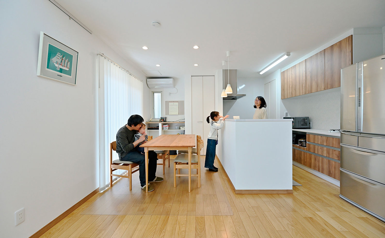 クレバリーホーム 【2500万円～2999万円／吹抜けリビング／間取図有】大きな窓から四季を伝える借景が暮らしに彩りを添える家の建築実例画像5