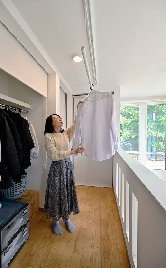 クレバリーホーム 【2500万円～2999万円／吹抜けリビング／間取図有】大きな窓から四季を伝える借景が暮らしに彩りを添える家の建築実例画像6