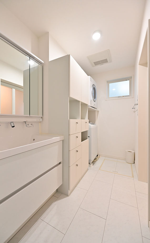 クレバリーホーム 【2500万円～2999万円／吹抜けリビング／間取図有】大きな窓から四季を伝える借景が暮らしに彩りを添える家の建築実例画像11