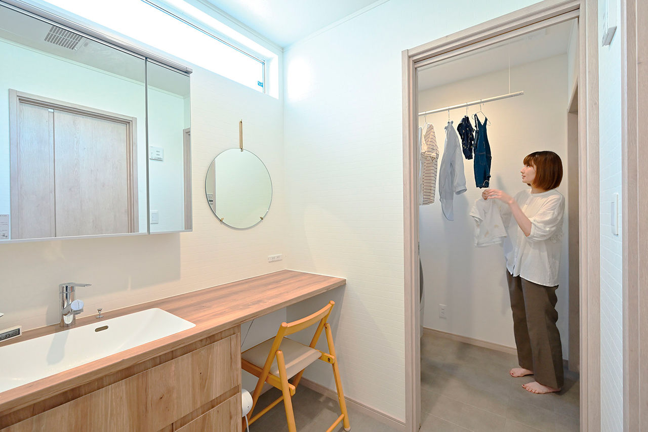 クレバリーホーム 【2000万円～2499万円／家事動線／間取図有】家族が心地よい距離感で過ごすLDK。平屋のように暮らせる家の建築実例画像7