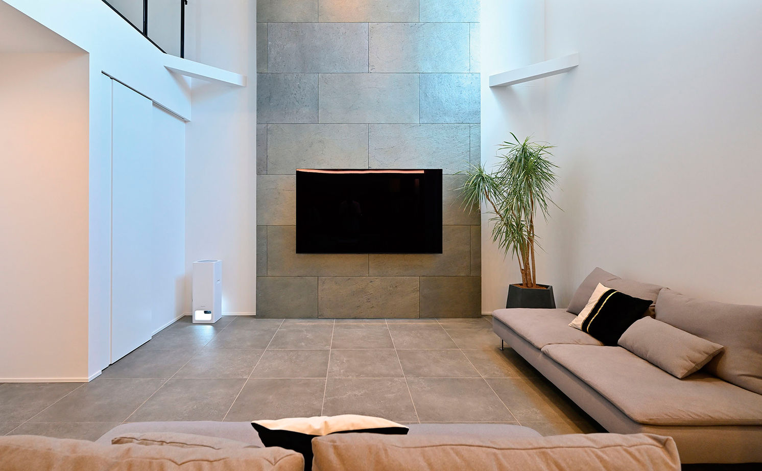 クレバリーホーム 【4000万円～／屋上アウトドアリビング／間取図有】ホテルライクな高級感。愛犬との時間も楽しむ暮らしの建築実例画像5