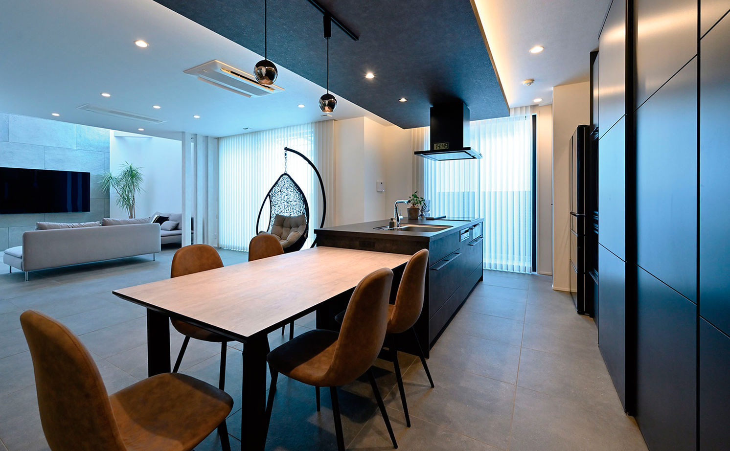 クレバリーホーム 【4000万円～／屋上アウトドアリビング／間取図有】ホテルライクな高級感。愛犬との時間も楽しむ暮らしの建築実例画像6