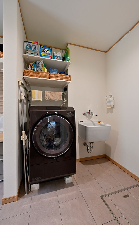 クレバリーホーム 【4000万円～／趣味／間取図有】図書室や書斎など趣味空間も充実。豊かな時間が流れるスマートホームの建築実例画像11