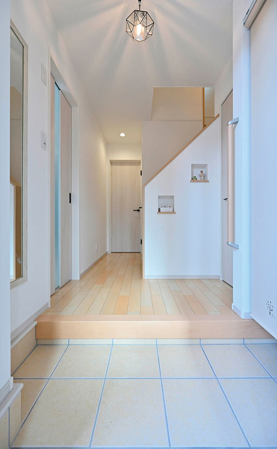 クレバリーホーム 【2000万円～2499万円／家事動線／間取図有】カフェ風キッチンから家族を見守る、ナチュラルテイストの空間の建築実例画像9