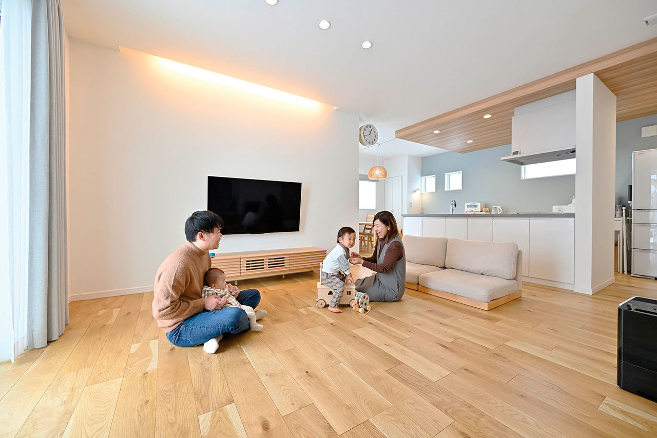 クレバリーホーム 【2500万円～2999万円／回遊動線／間取図有】家事も子育てもしやすい工夫が光る。家族の笑顔があふれる家の建築実例画像1