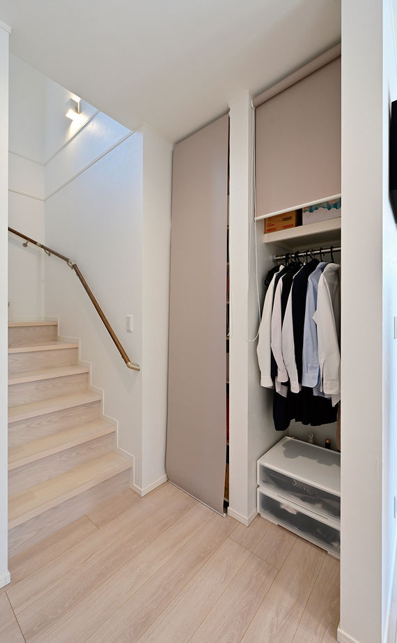 クレバリーホーム 【3000万円～3499万円／オープンLDK／間取図有】キッチンを中心に家族が集う家。共働き夫婦の工夫も満載の建築実例画像7