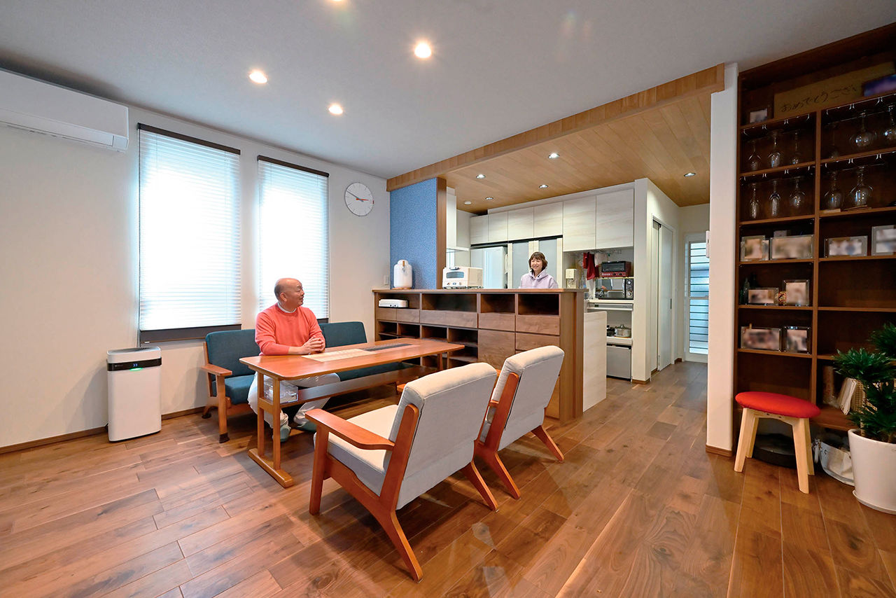 クレバリーホーム 【4000万円～／家事動線／間取図有】建築のプロが選んだ外壁総タイル貼り＆断熱性能。ゆとりと寛ぎ溢れる家の建築実例画像3