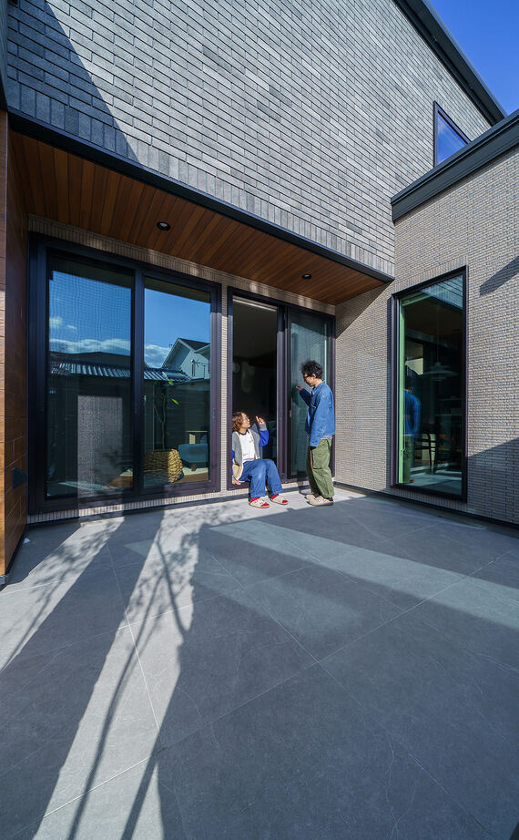 クレバリーホーム 【4000万円～／中2階／テラス／間取図】家族が心地よい距離感でくつろげる、完全同居型の二世帯住宅の建築実例画像4