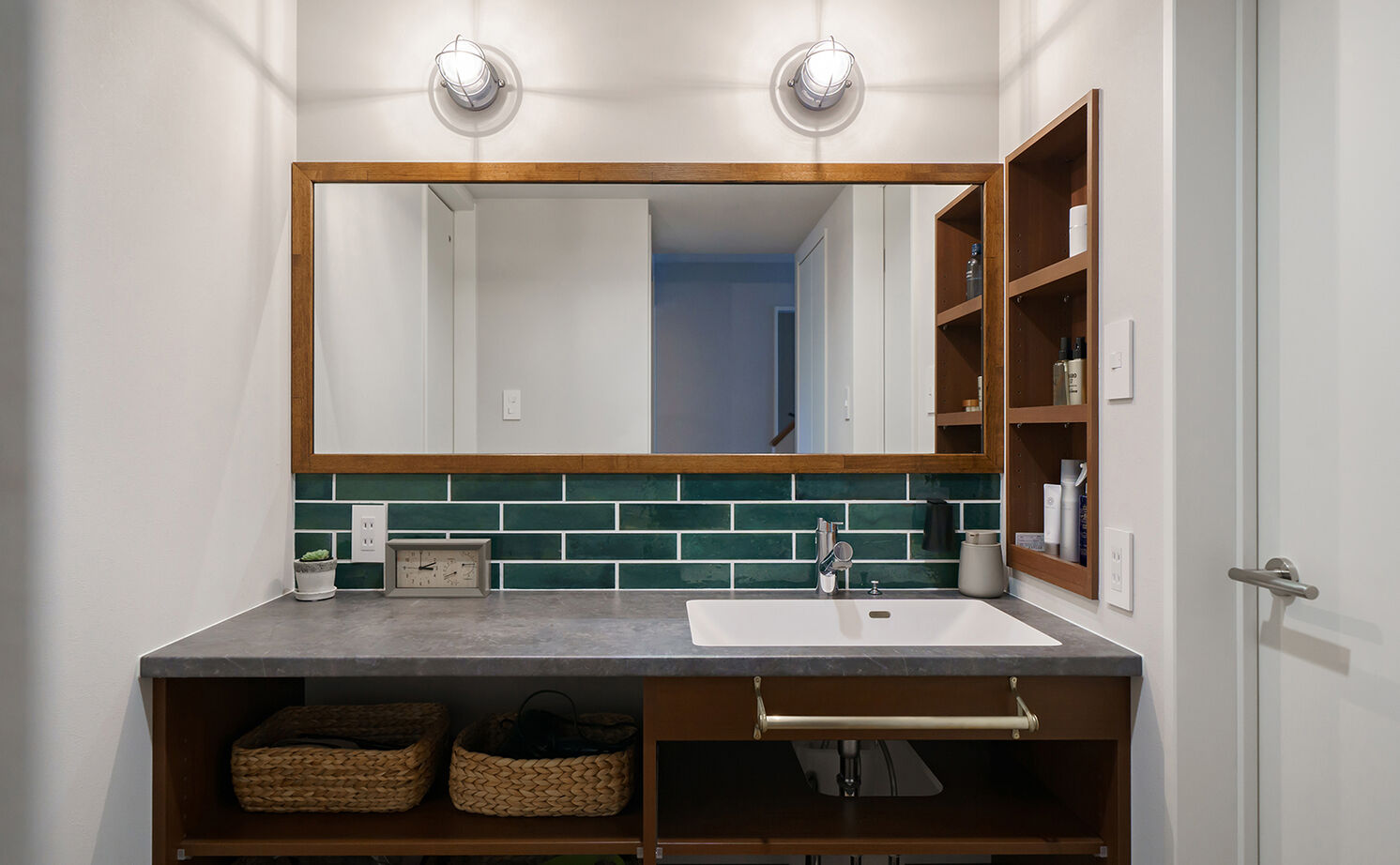 クレバリーホーム 【4000万円～／中2階／テラス／間取図】家族が心地よい距離感でくつろげる、完全同居型の二世帯住宅の建築実例画像9