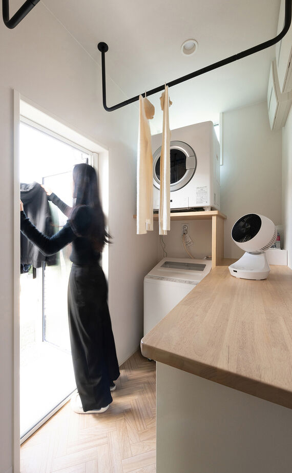 クレバリーホーム 【3500万円～3999万円／吹抜け／ペット／間取図】タイルならではの白が美しい。愛犬と暮らす高断熱の家の建築実例画像10